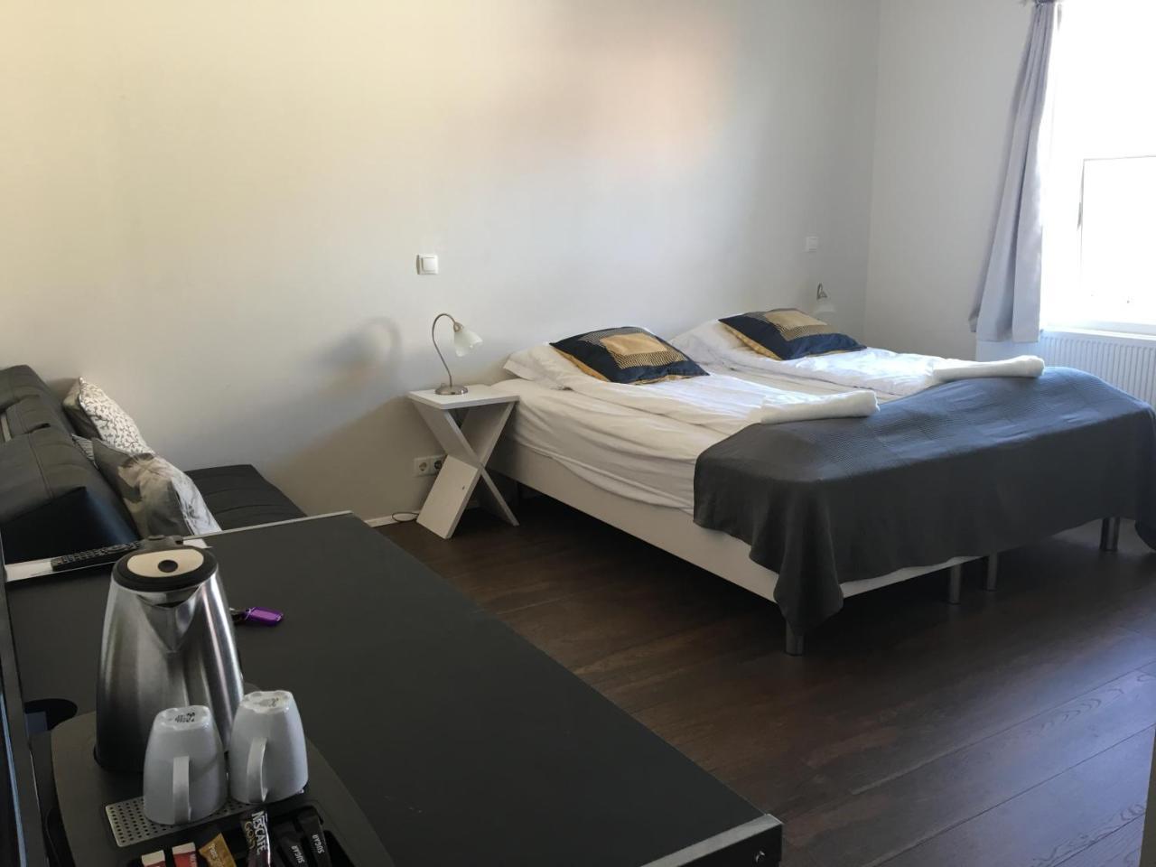 Hotel Eyjar Vestmannaeyjar Buitenkant foto