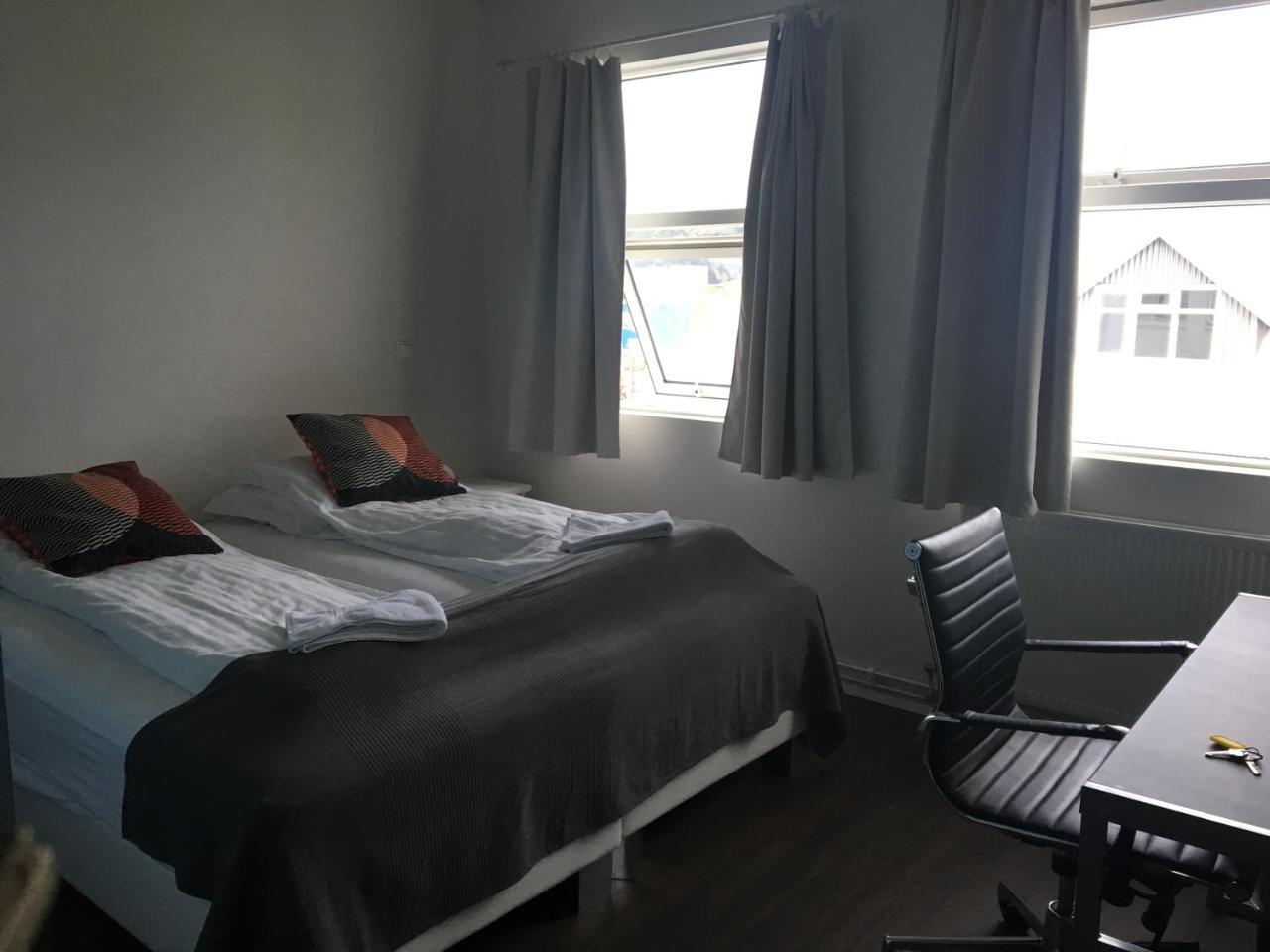 Hotel Eyjar Vestmannaeyjar Buitenkant foto