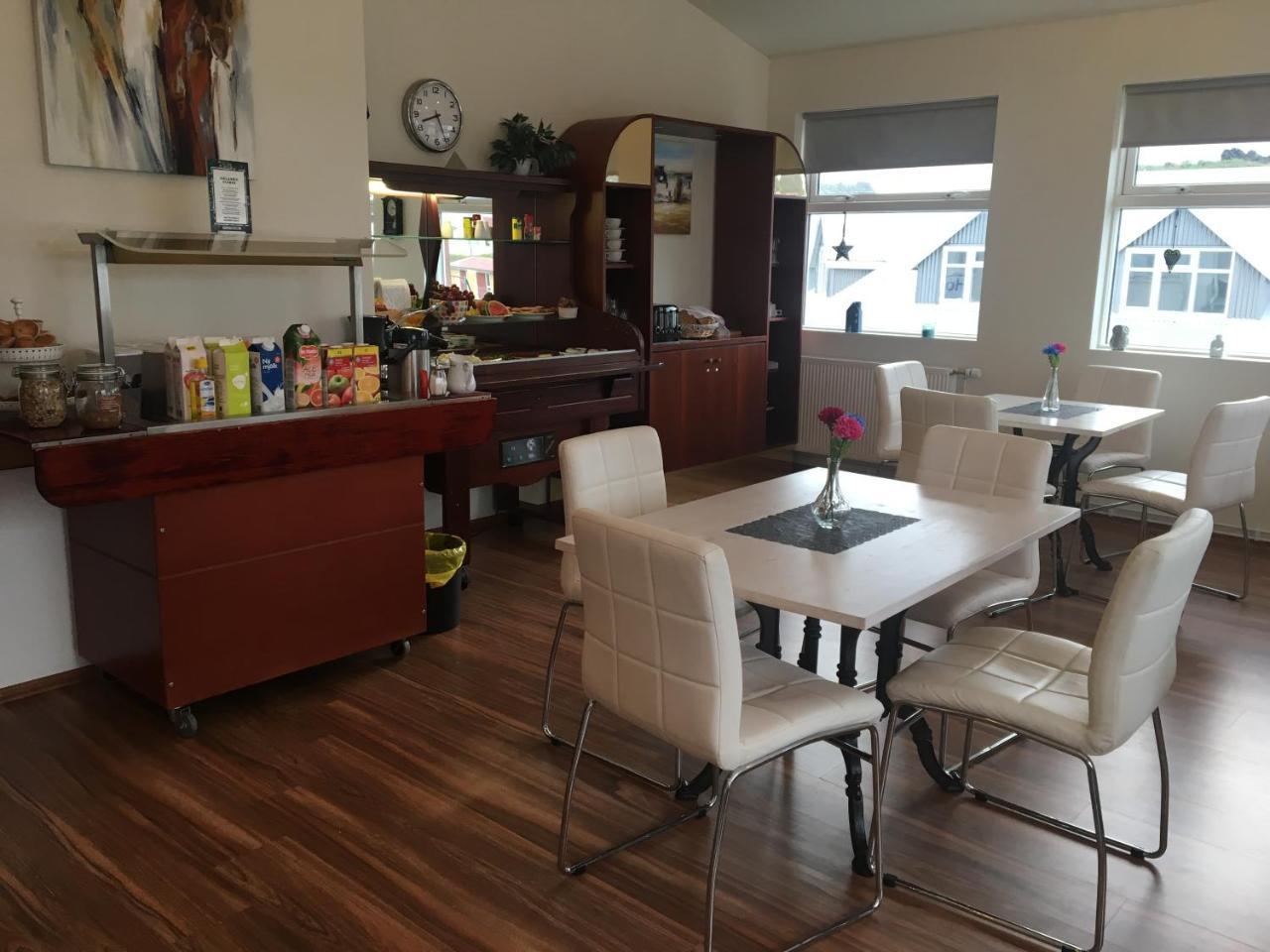 Hotel Eyjar Vestmannaeyjar Buitenkant foto